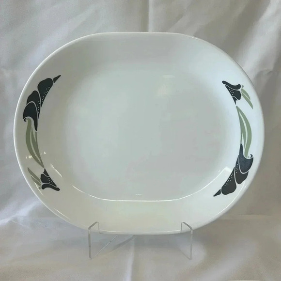 Corelle Other - Corelle Black Orchid 12" Oval Serving Platter